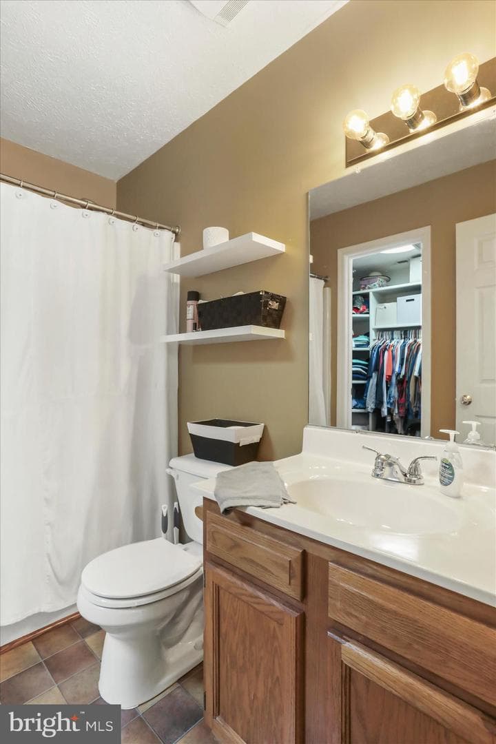 573 Lewis Street photo 24