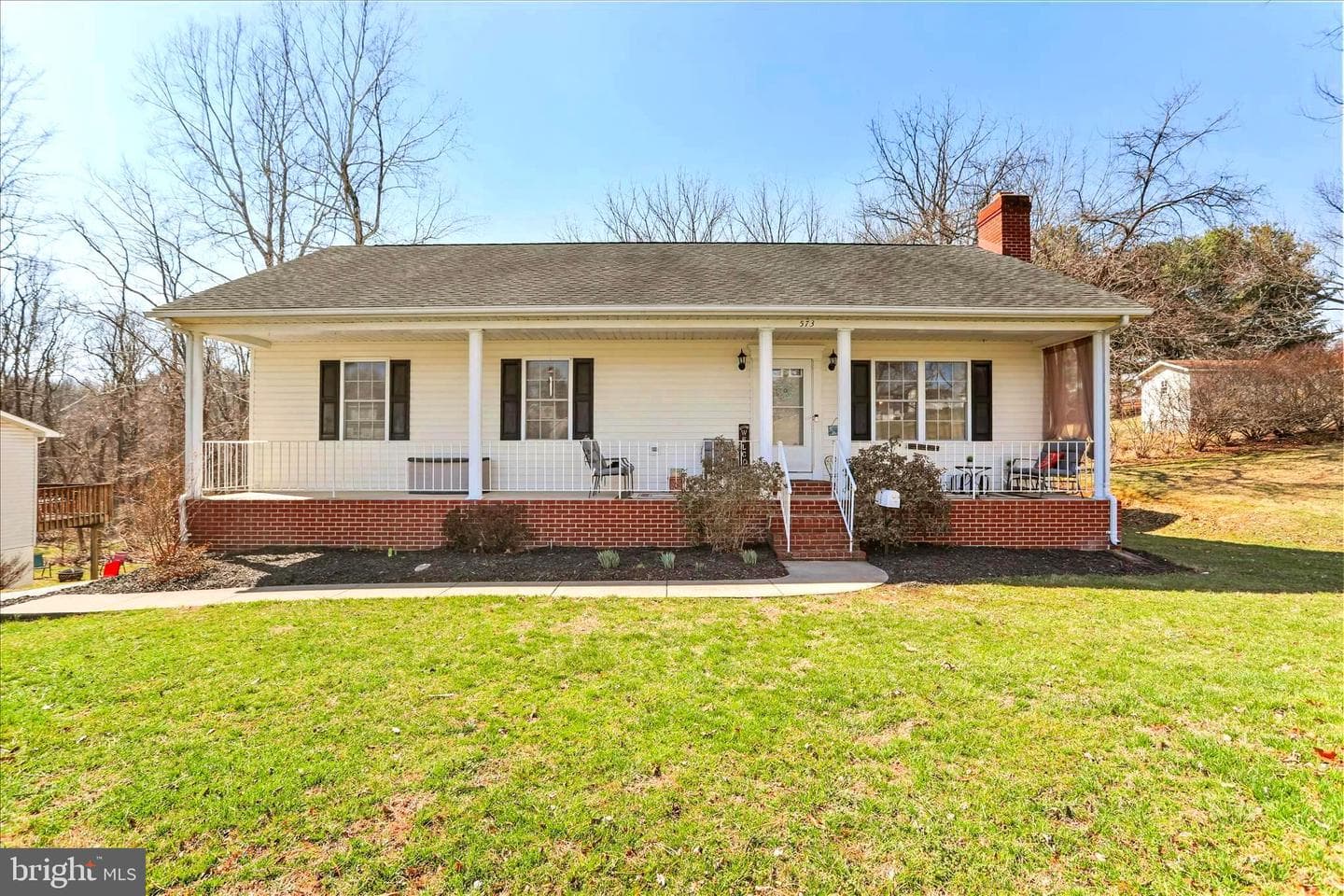 573 Lewis Street photo 41