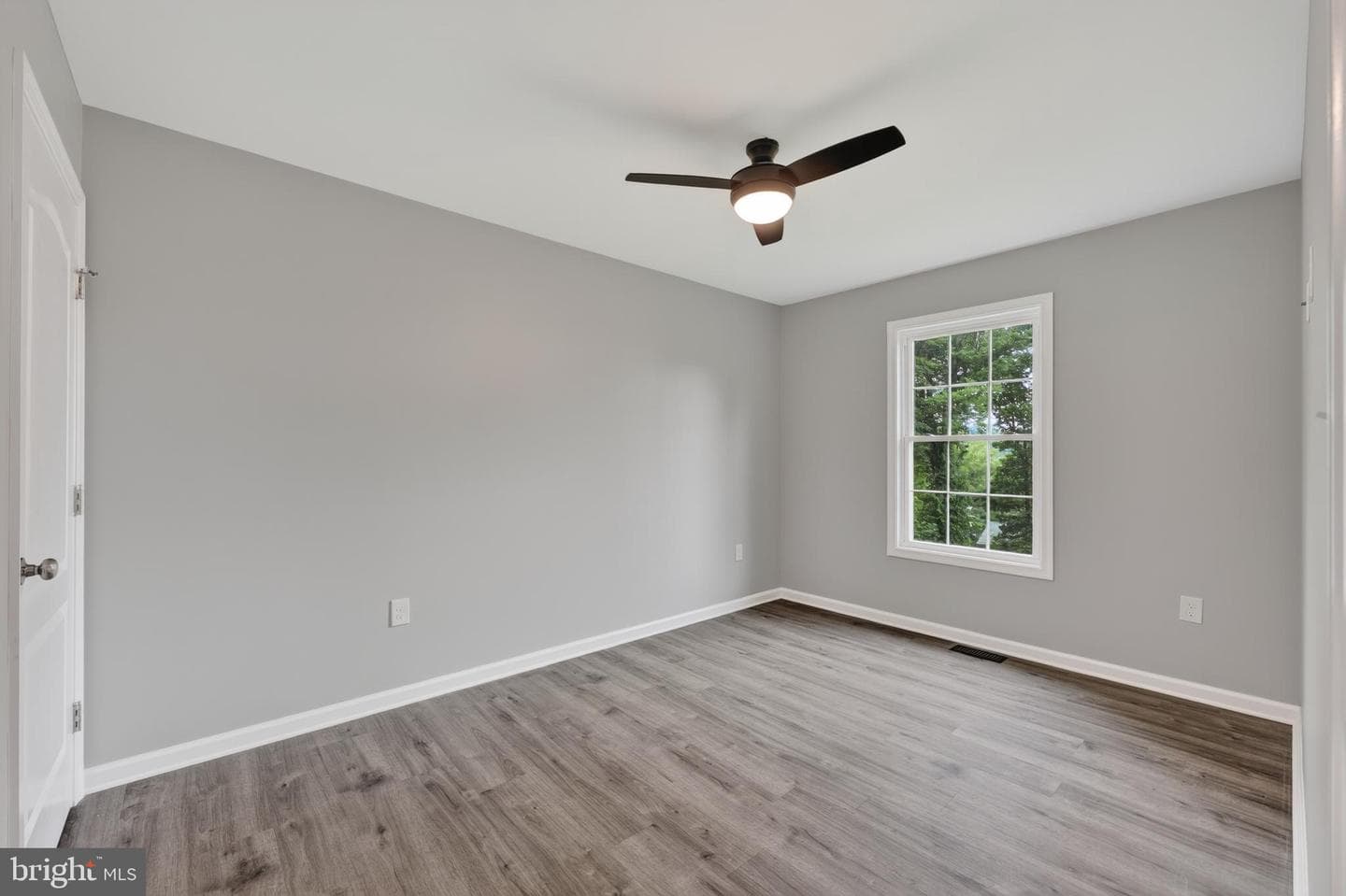 643 Pine Ridge Drive photo 26