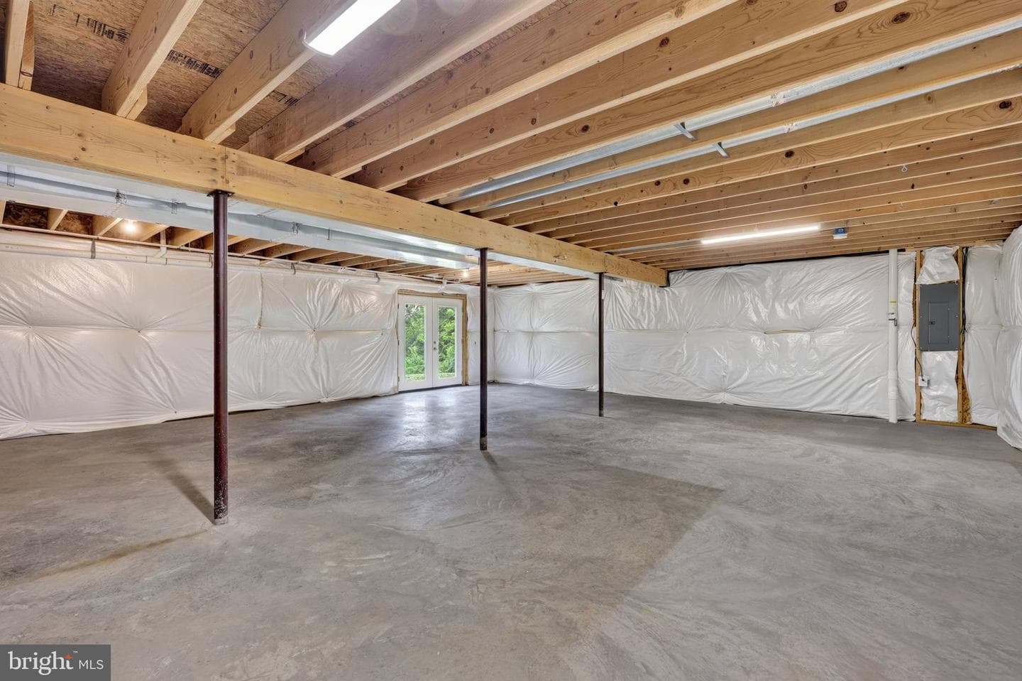 643 Pine Ridge Drive photo 34