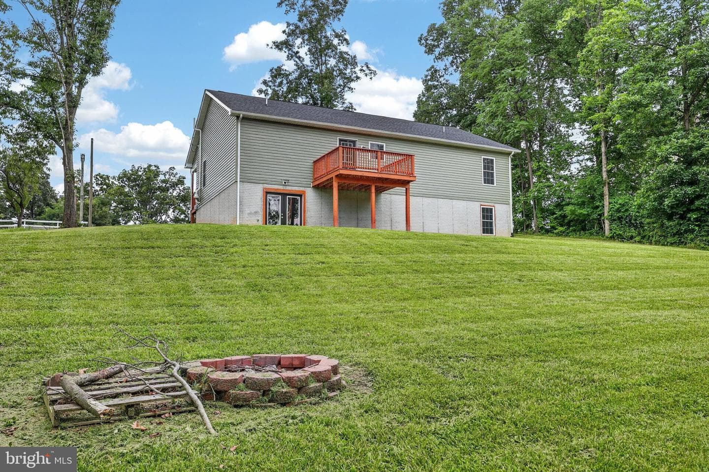 643 Pine Ridge Drive photo 39