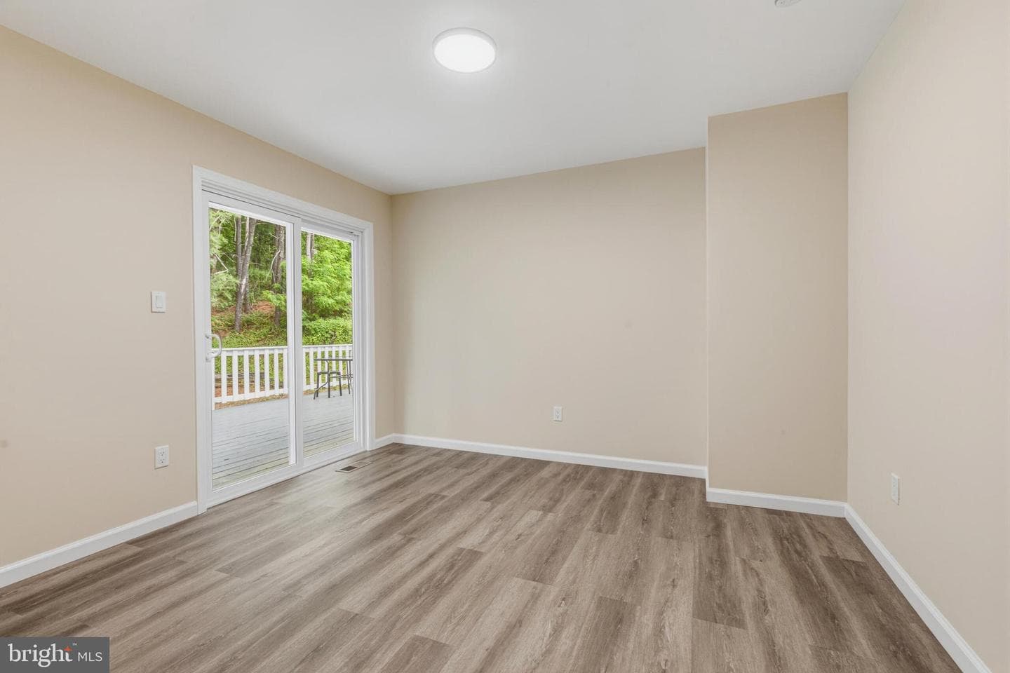 210 S Shenandoah Avenue photo 20