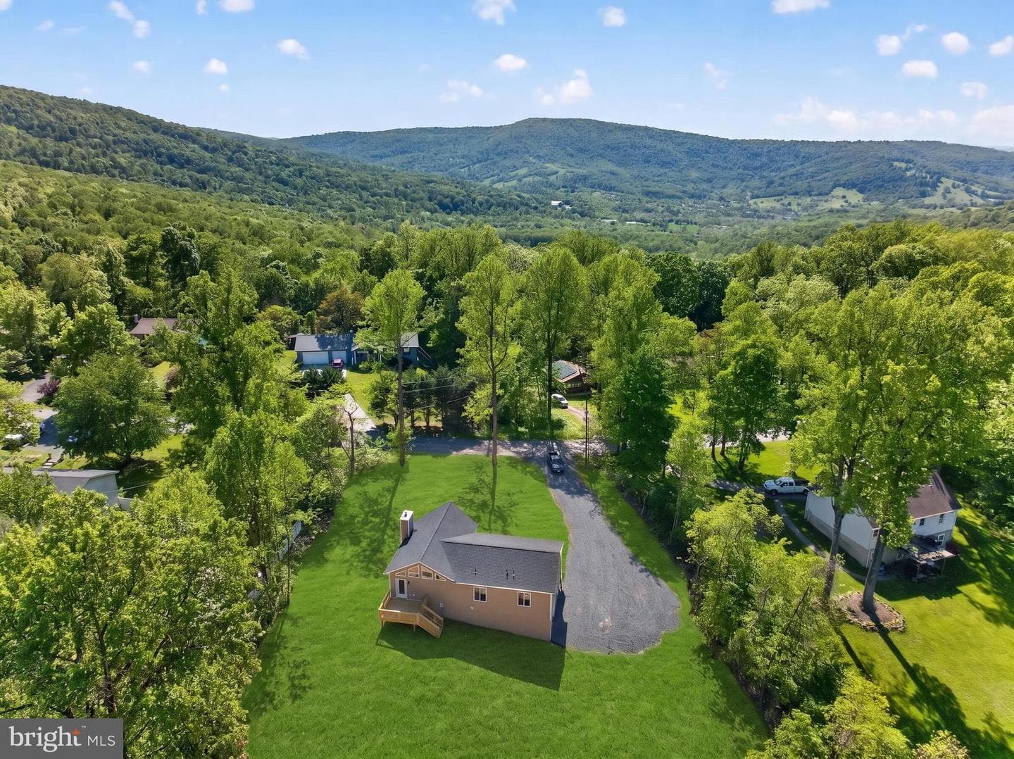 600 Highridge Road photo 6