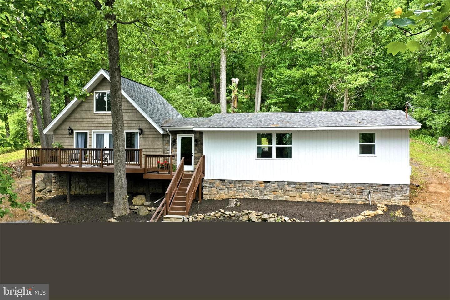 557 Golden Russet Drive photo 2