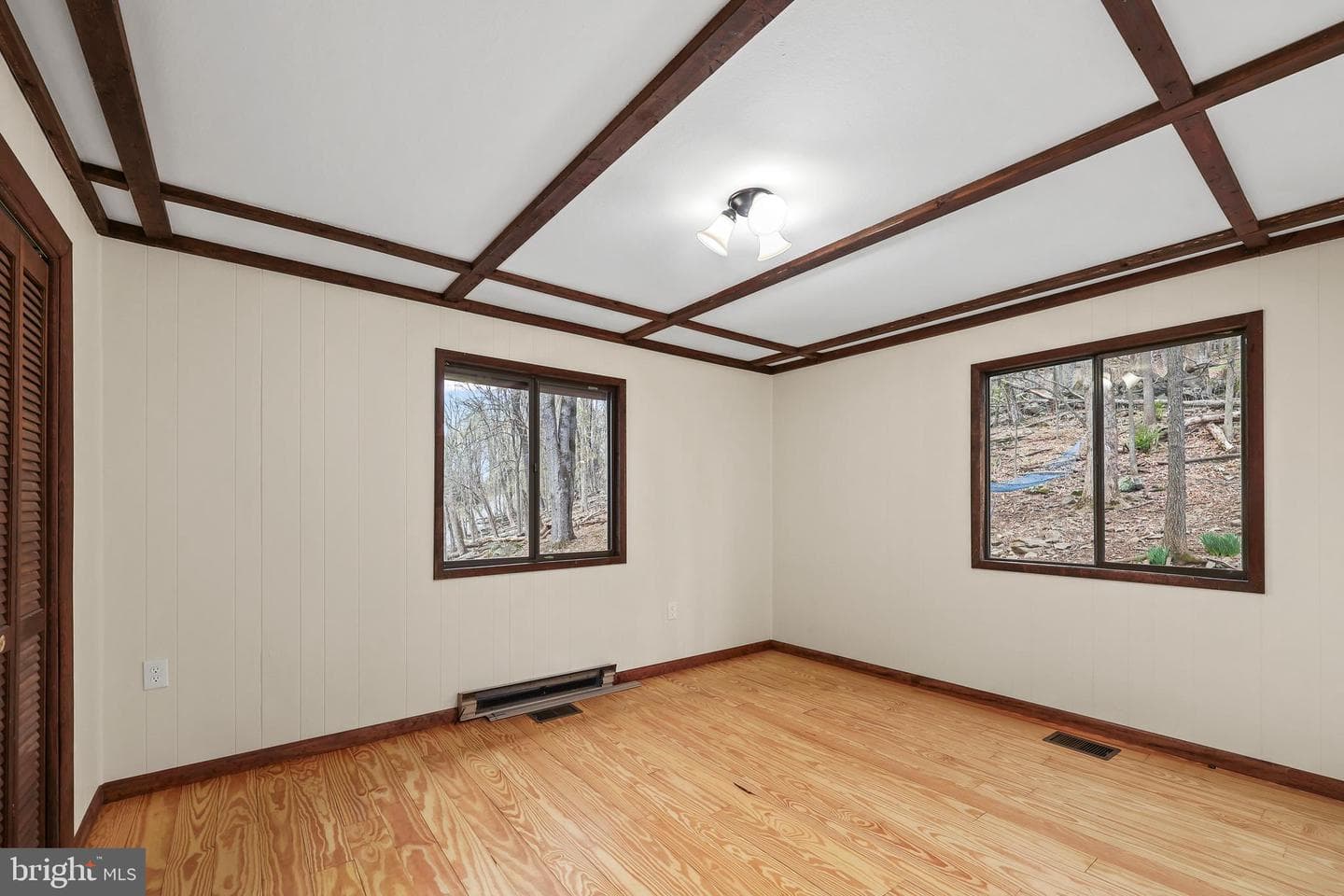 758 Club House Road photo 13