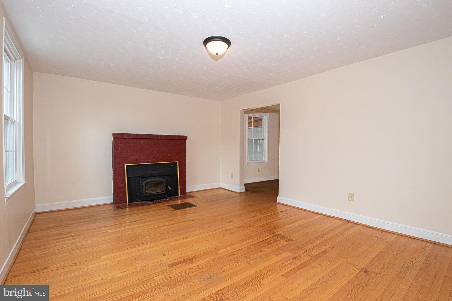 511 Happy Creek Road photo 9