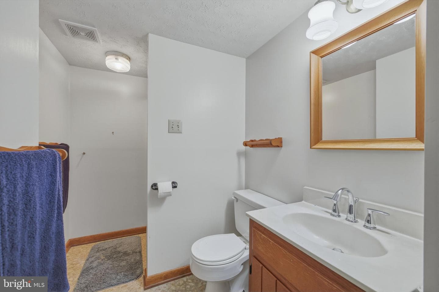 204 Grand Avenue photo 24