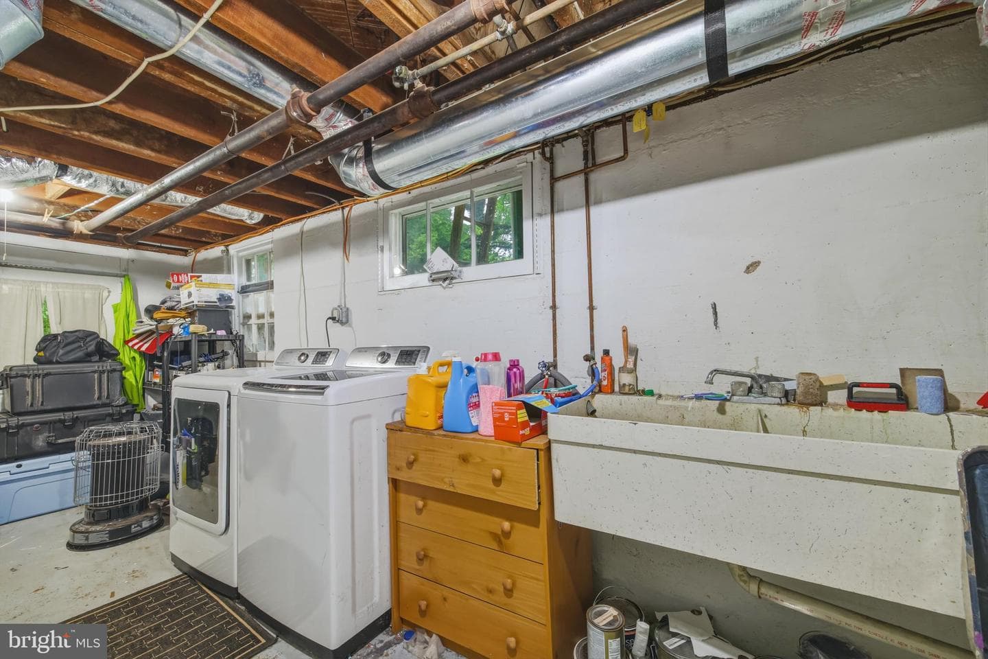 204 Grand Avenue photo 25