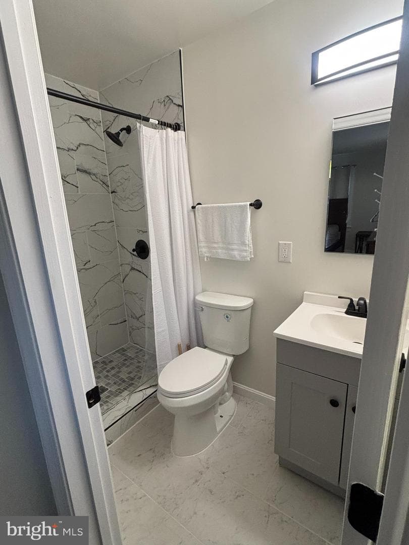 310 Frazer Place photo 6