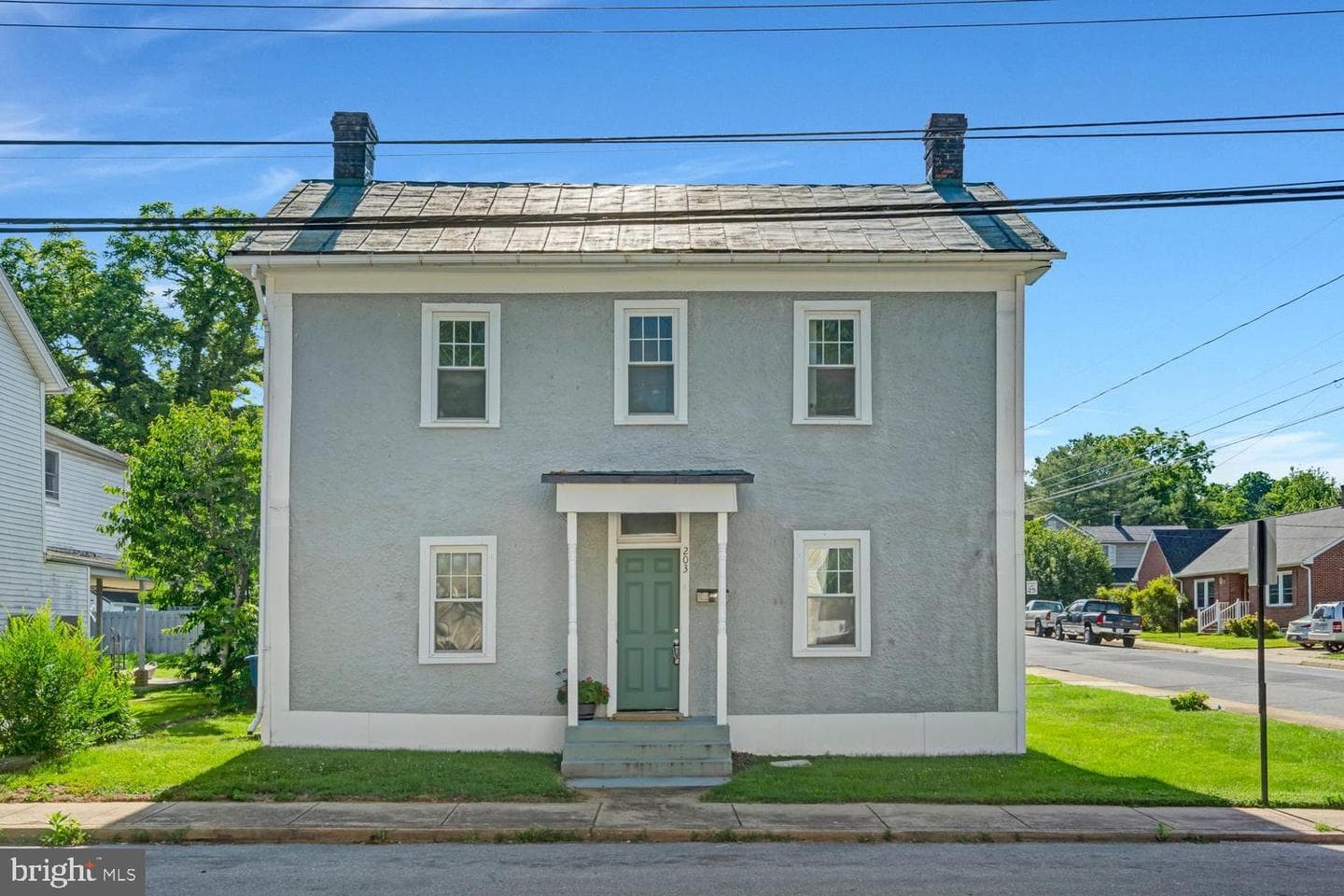 203 Lee Street photo 4