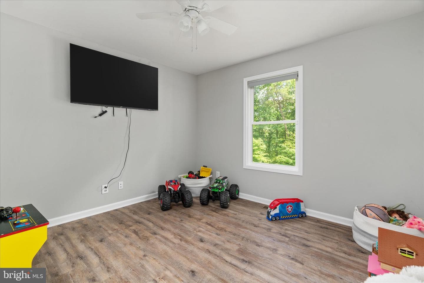 160 Camp David Ct photo 23