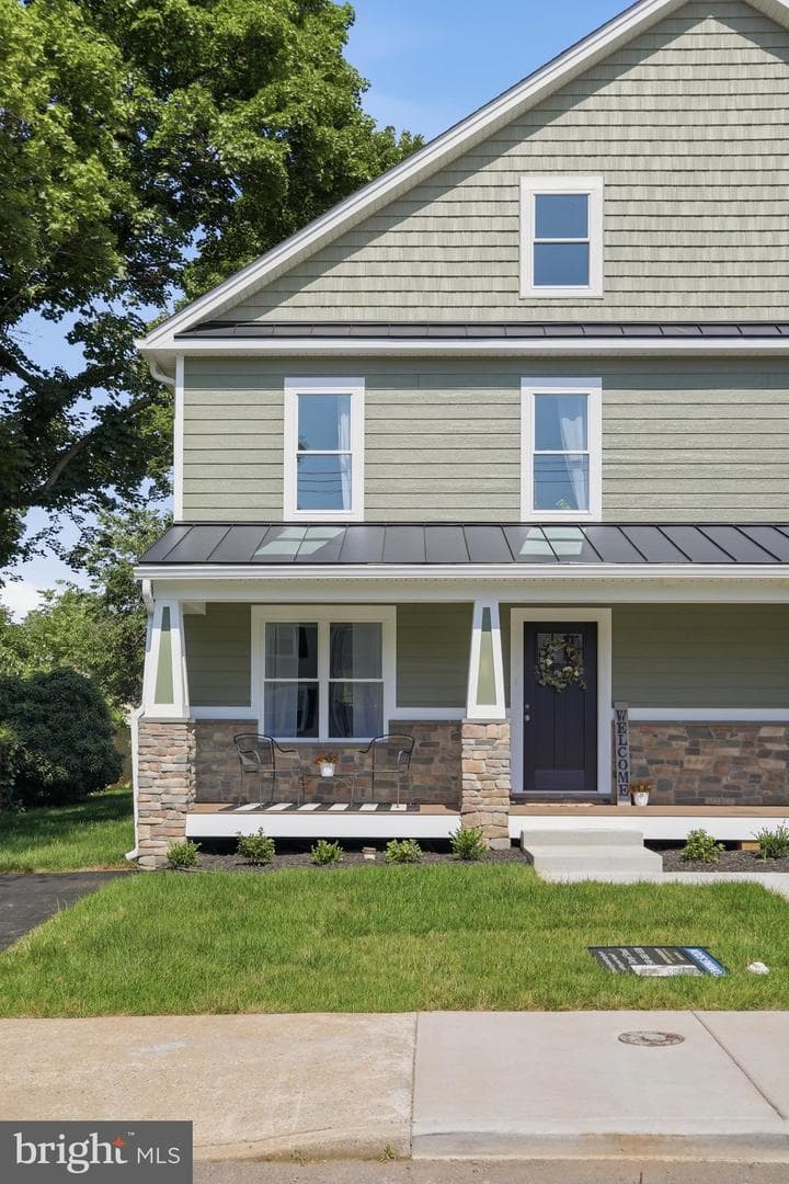 238 Blue Ridge Avenue photo 3