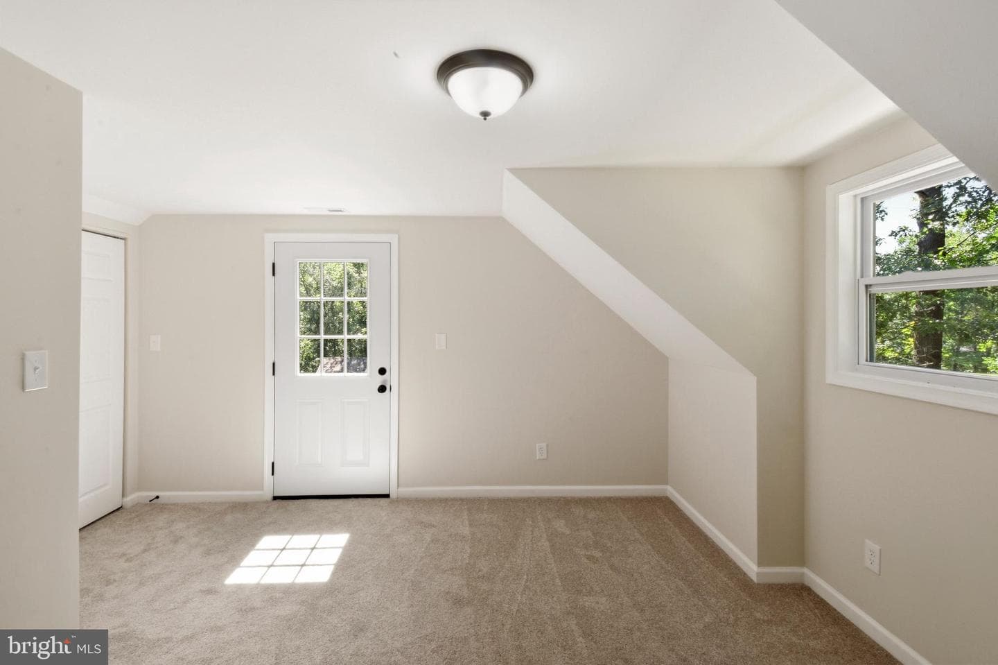 163 Apple Way photo 18