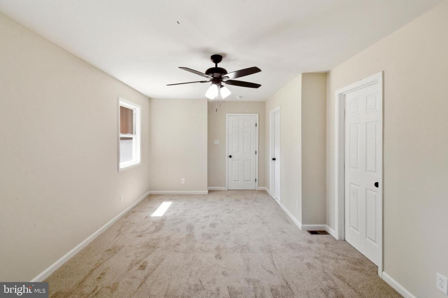 163 Apple Way photo 25