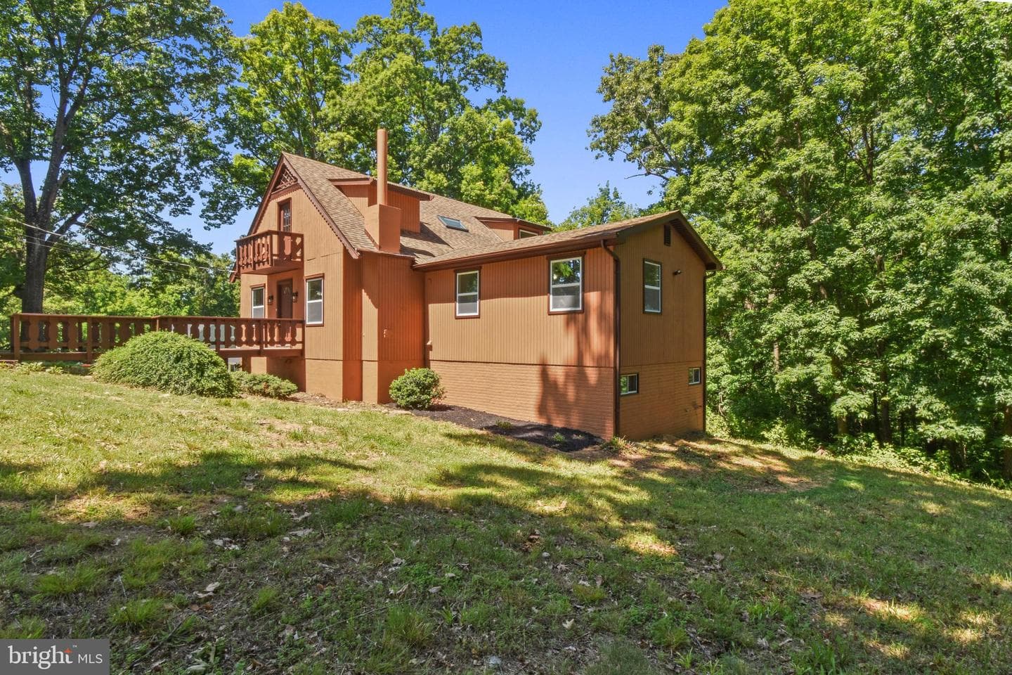 163 Apple Way photo 3