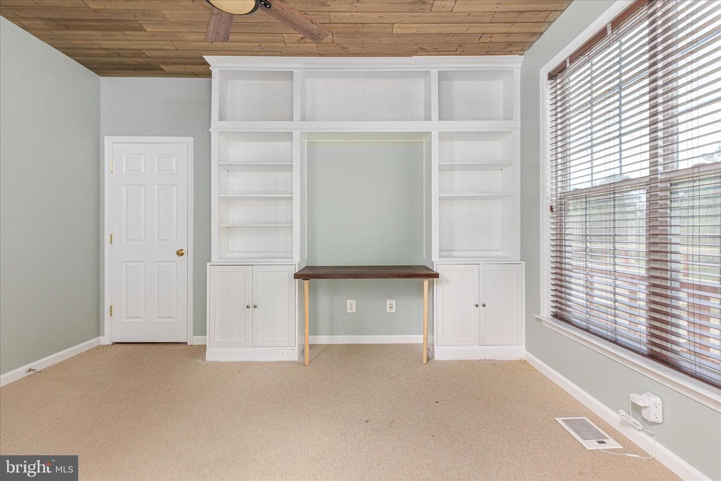 1139 Shadows Drive photo 12