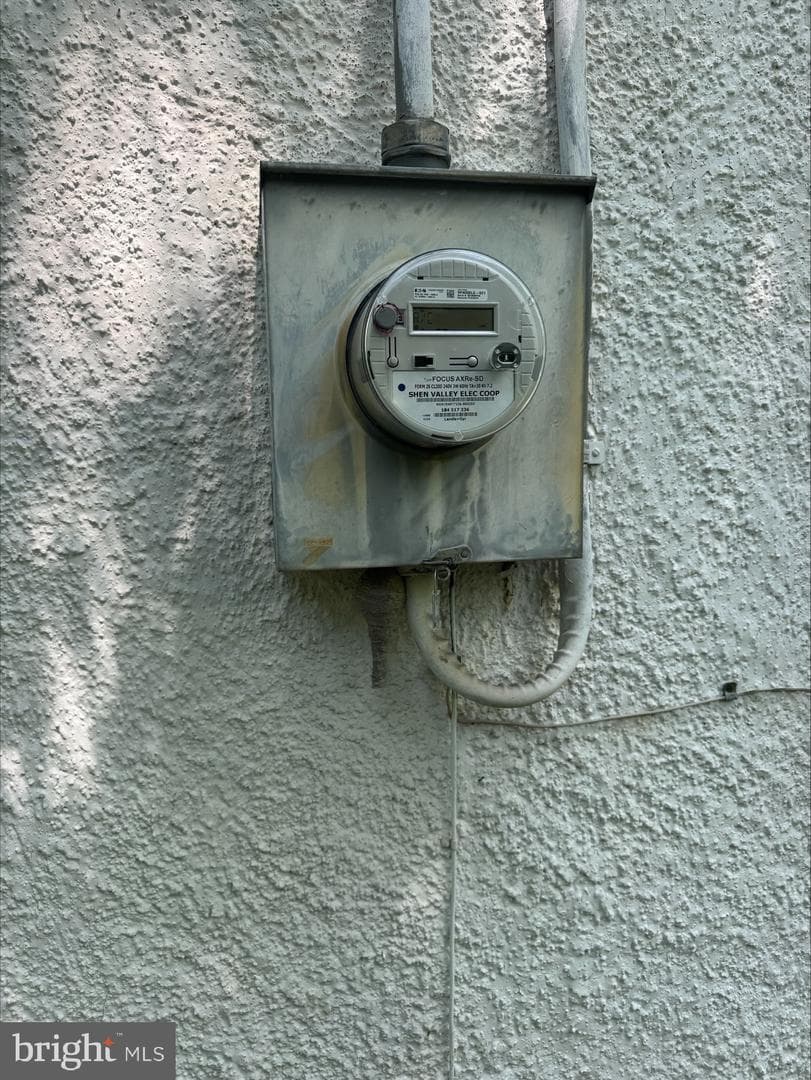 307 Jennings Lane photo 4