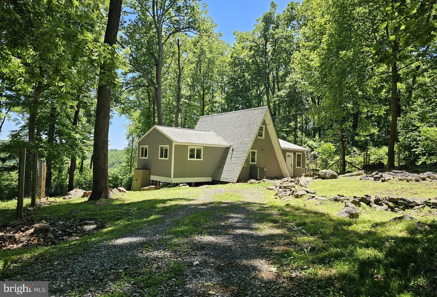 2628 High Top Rd, Linden