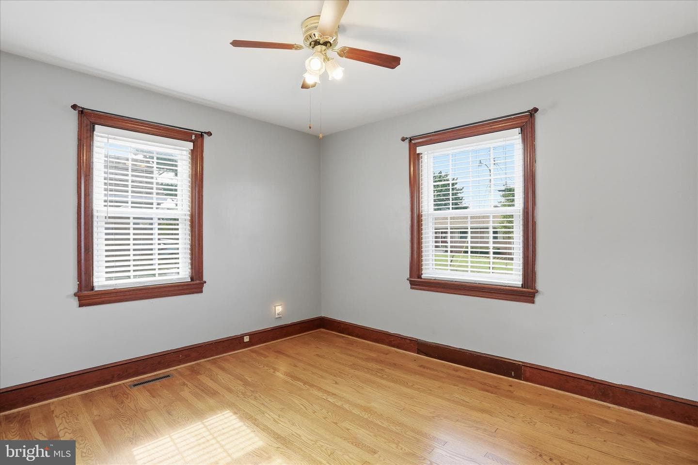 605 Stockton Road photo 25