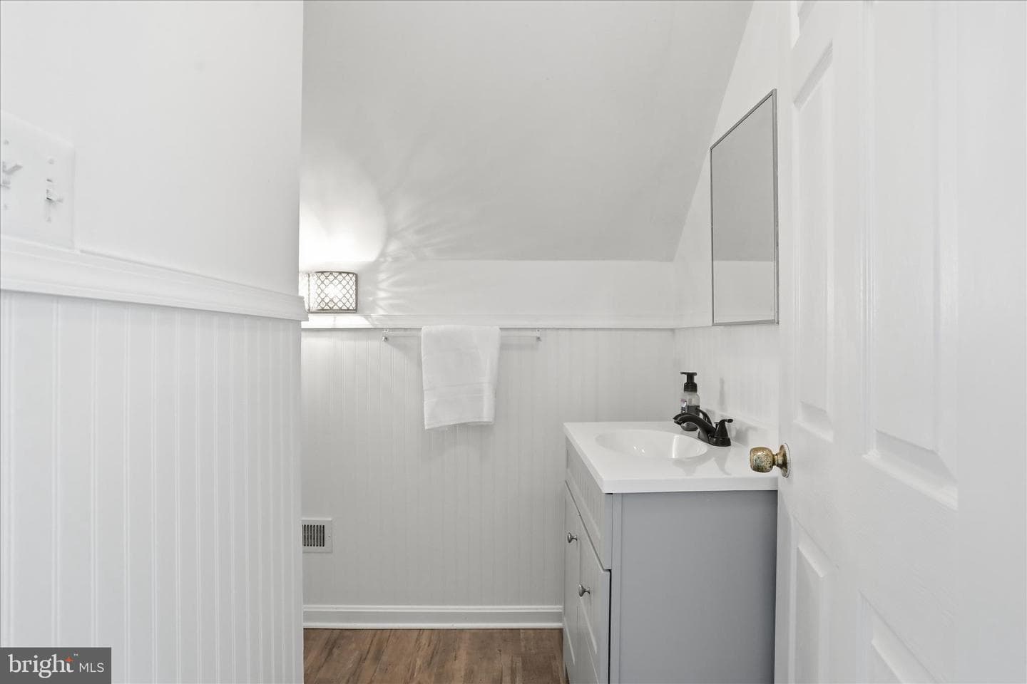 605 Stockton Road photo 36