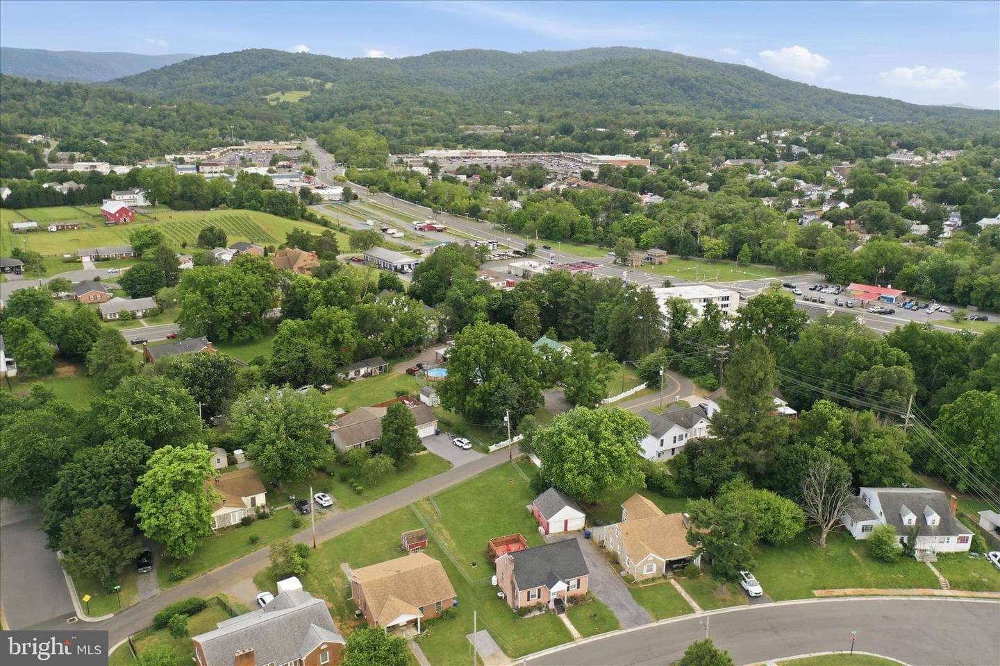 605 Stockton Road photo 48