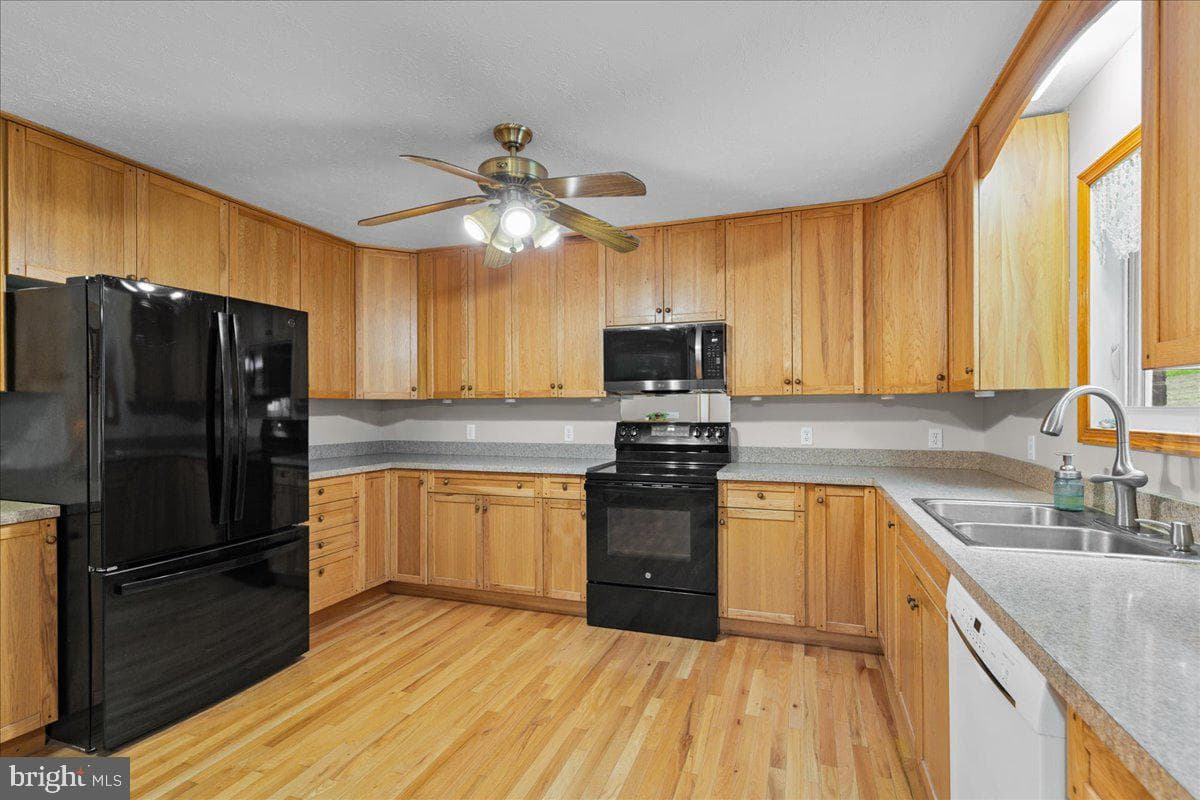 906 Cauthorn Mill Drive photo 16