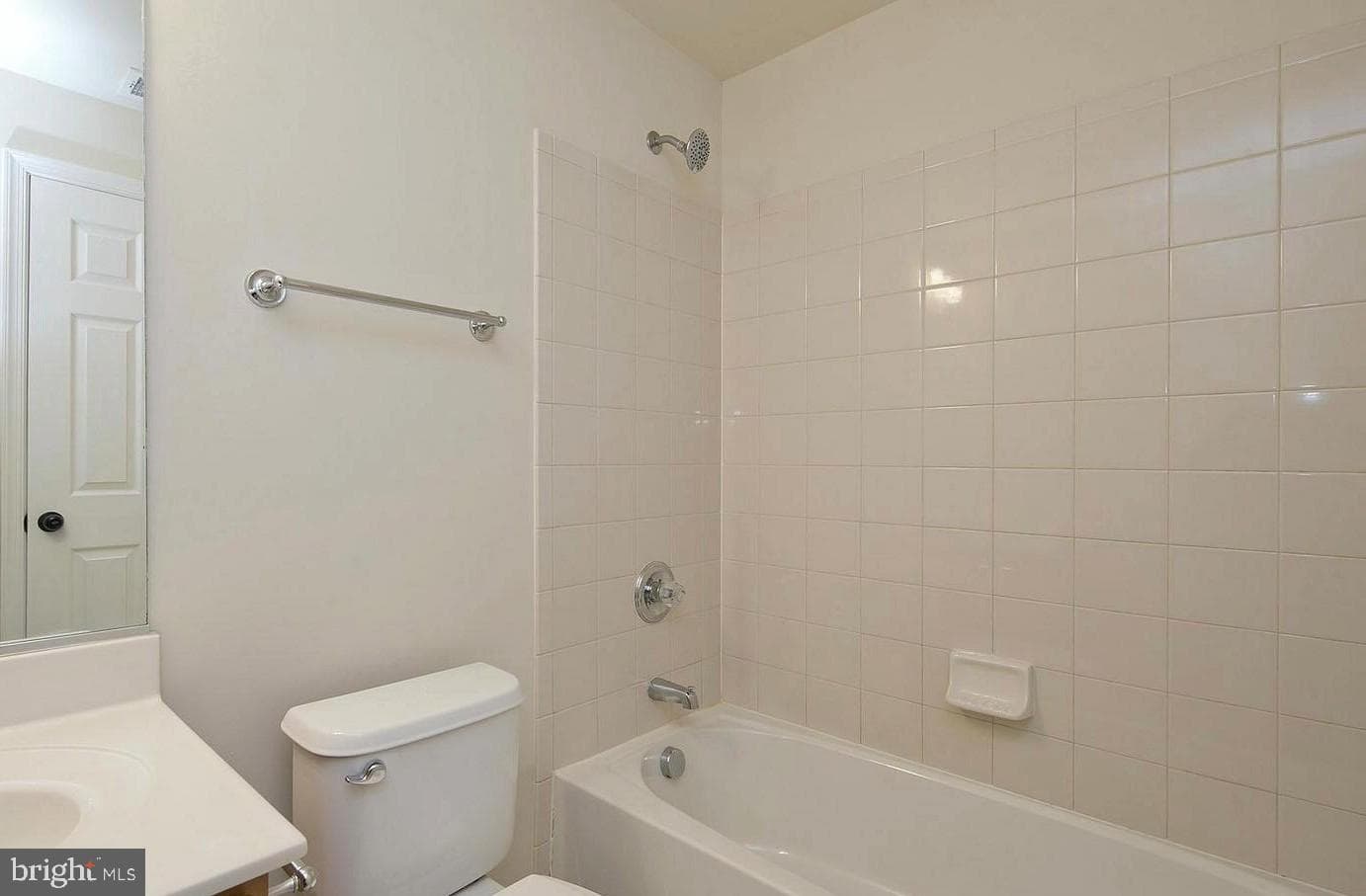 73 Spoon Square photo 19