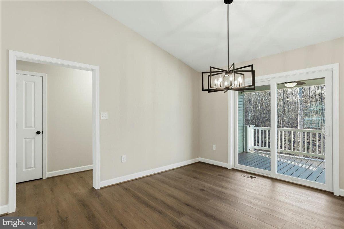 99 Lakeside Dr photo 21
