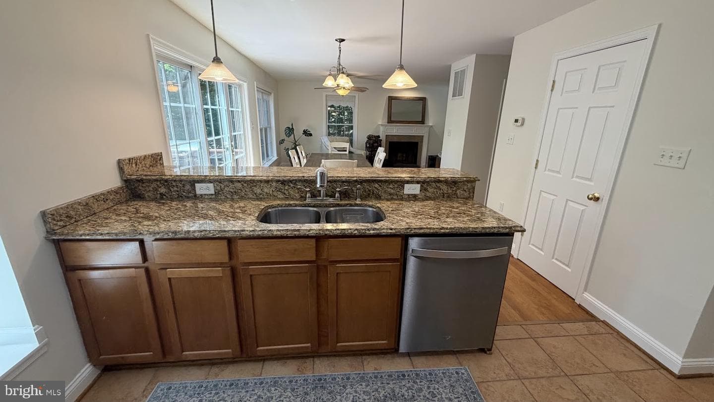 68 View Drive photo 11