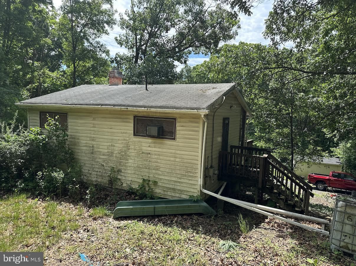 493 Goode Drive photo 3