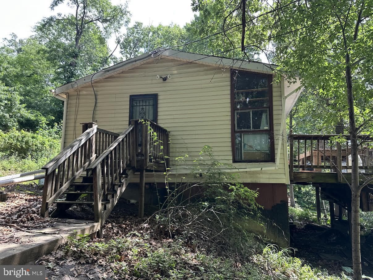 493 Goode Drive photo 4