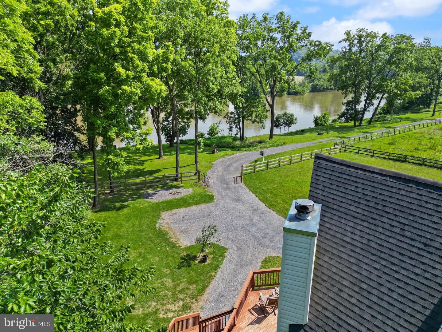 735 Sunset Village Road photo 73