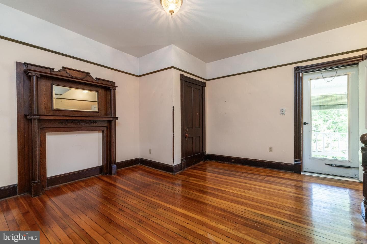 413 Grand Avenue photo 30