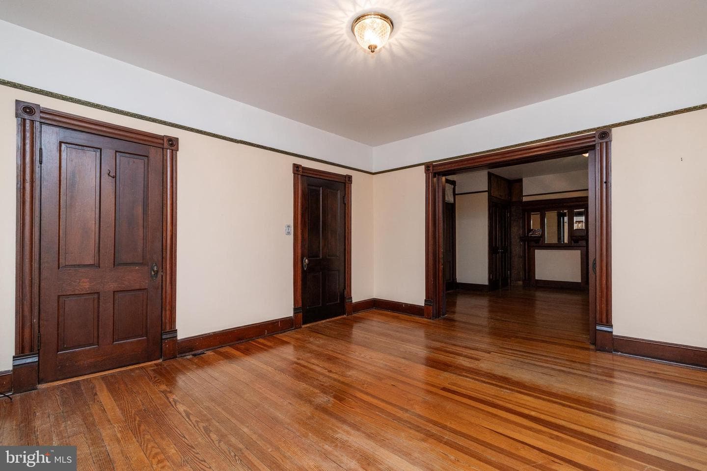 413 Grand Avenue photo 41