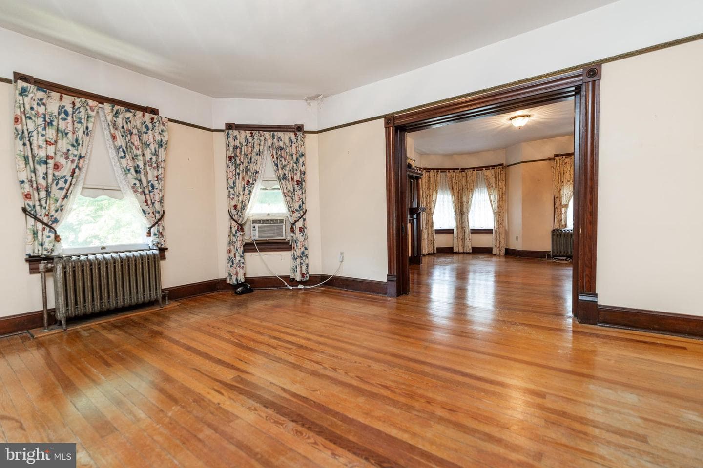413 Grand Avenue photo 43
