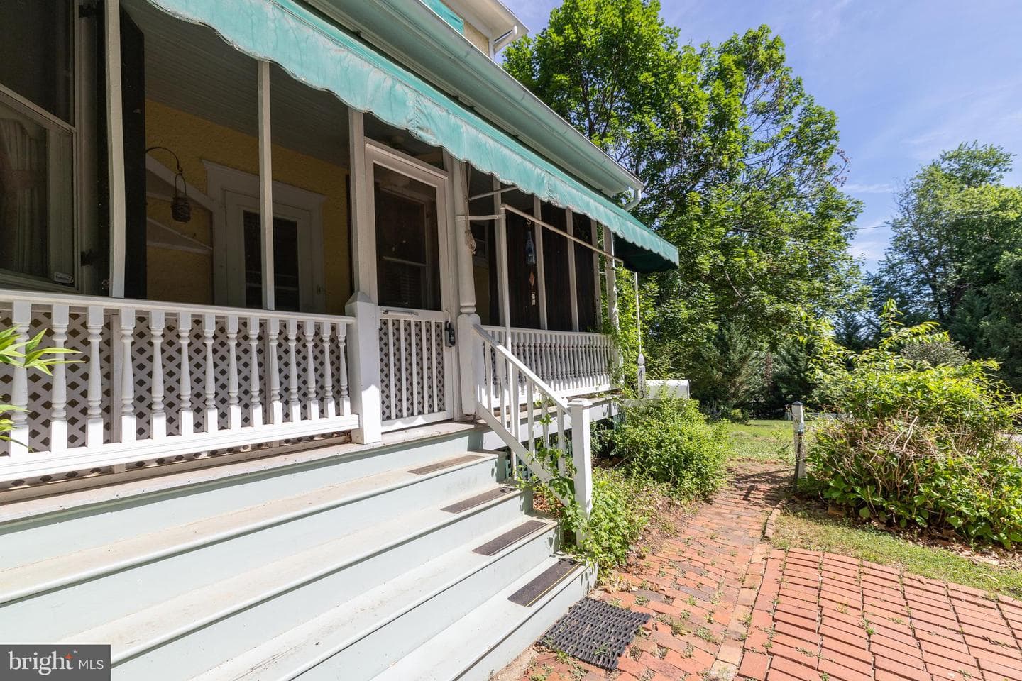 413 Grand Avenue photo 55