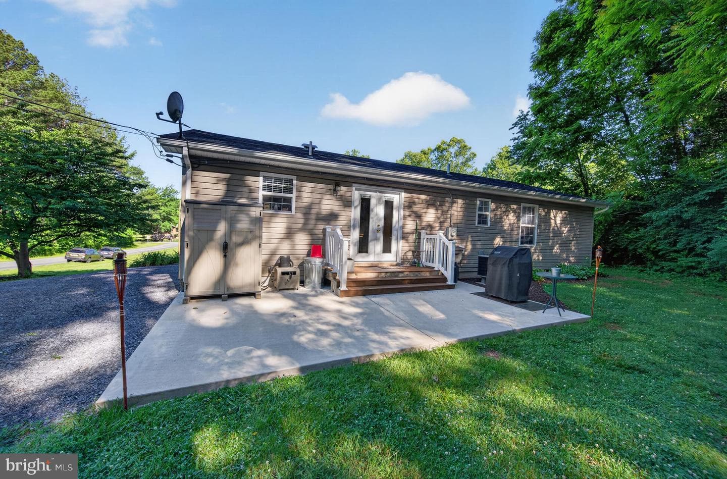 59 Fellows Drive photo 22