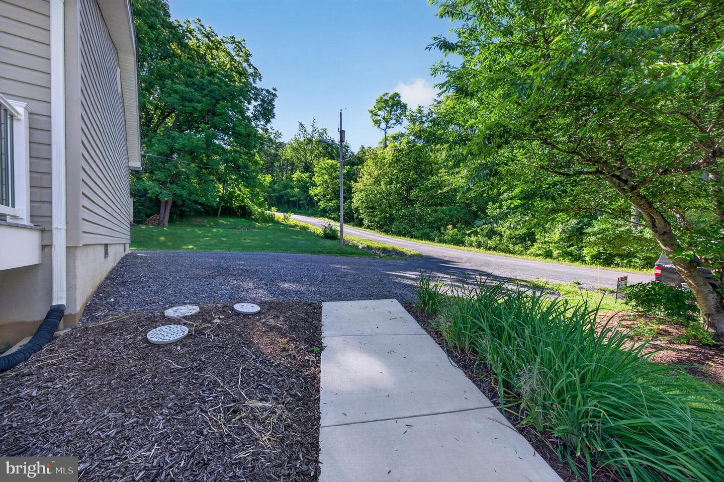 59 Fellows Drive photo 50