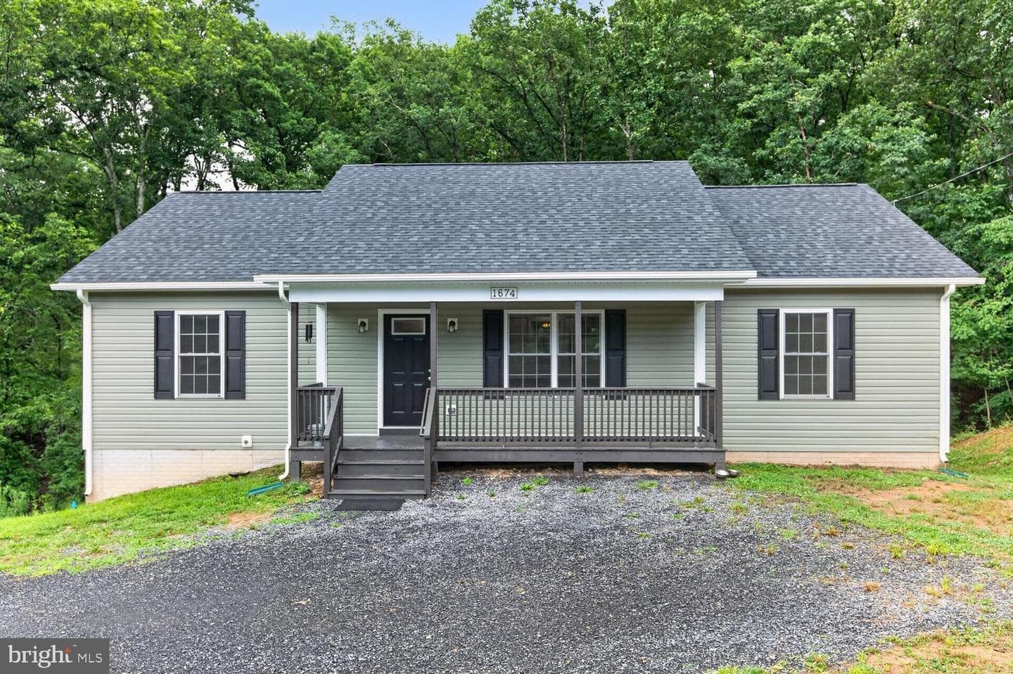 1674 Western Lane, Front Royal