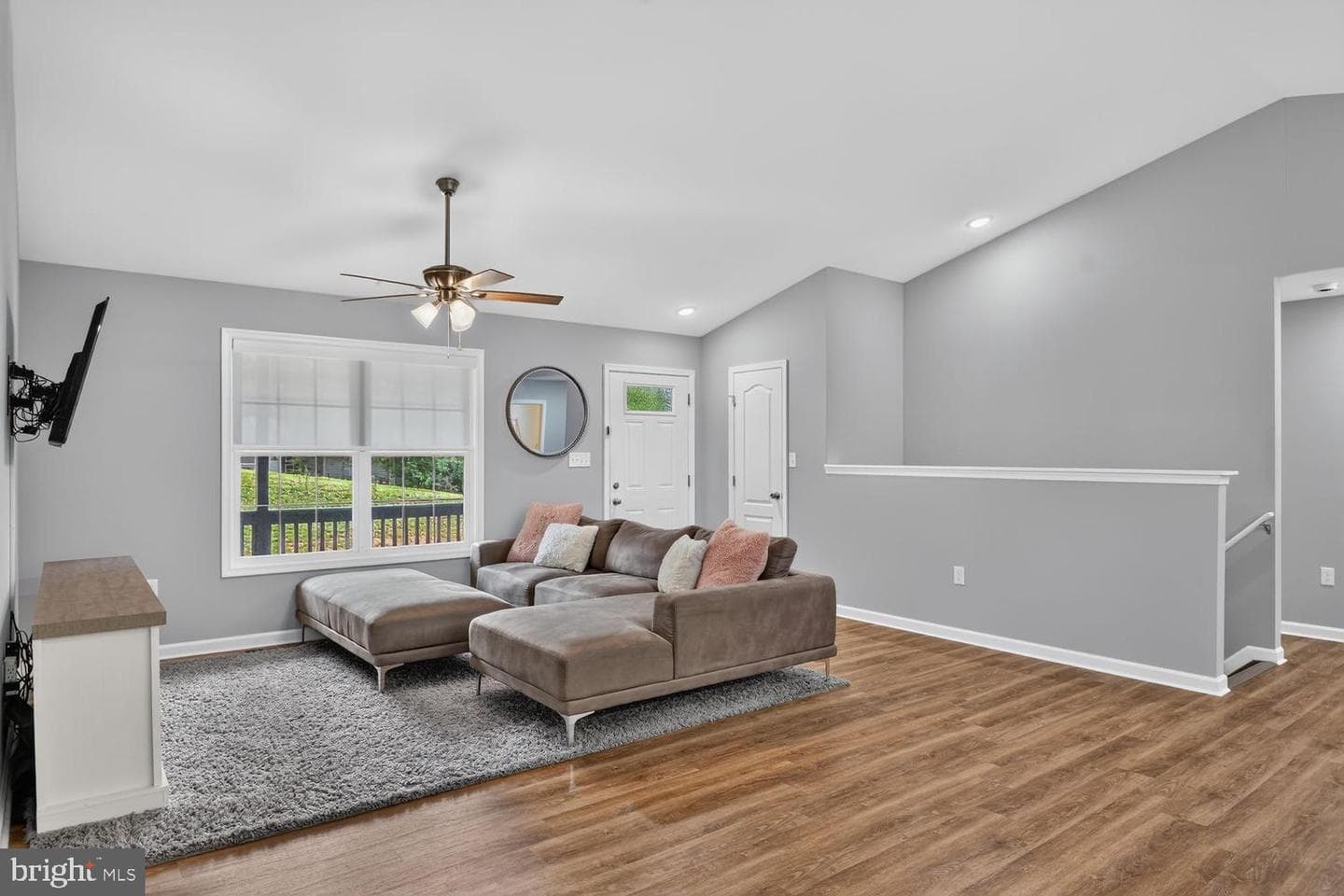 1674 Western Lane photo 20