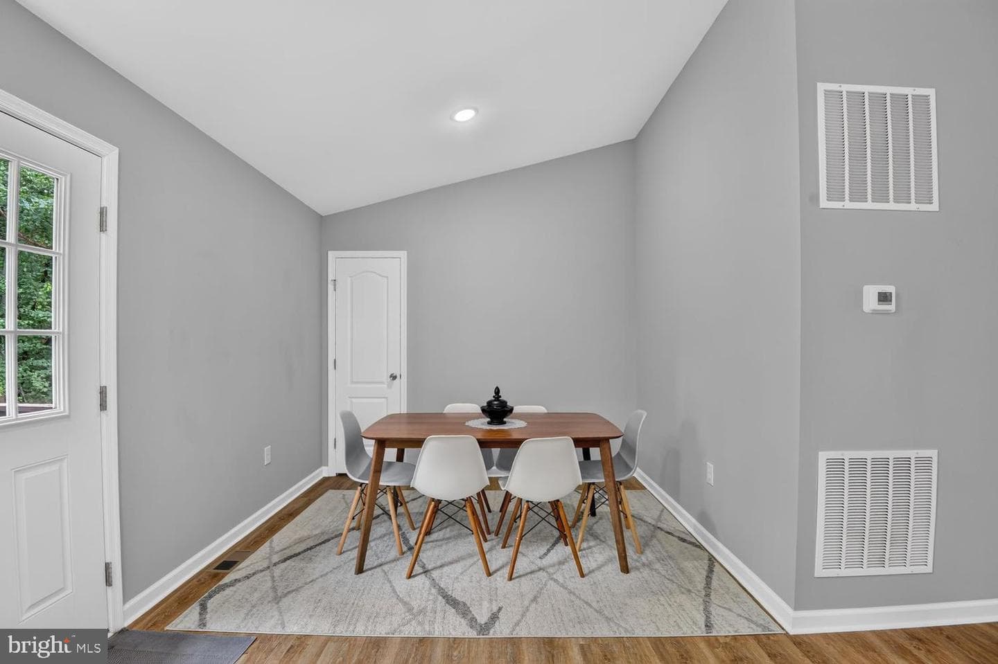 1674 Western Lane photo 32