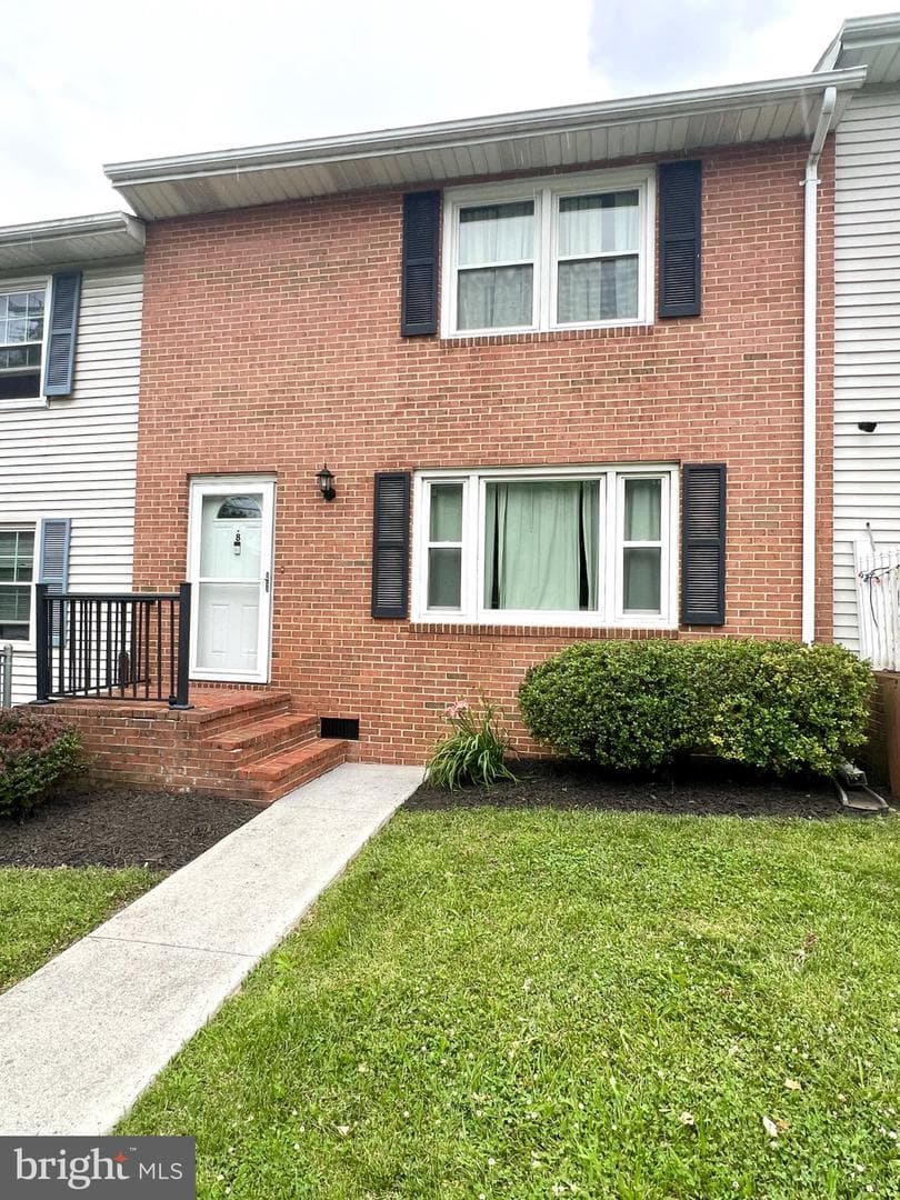8 Biggs Drive, Front Royal