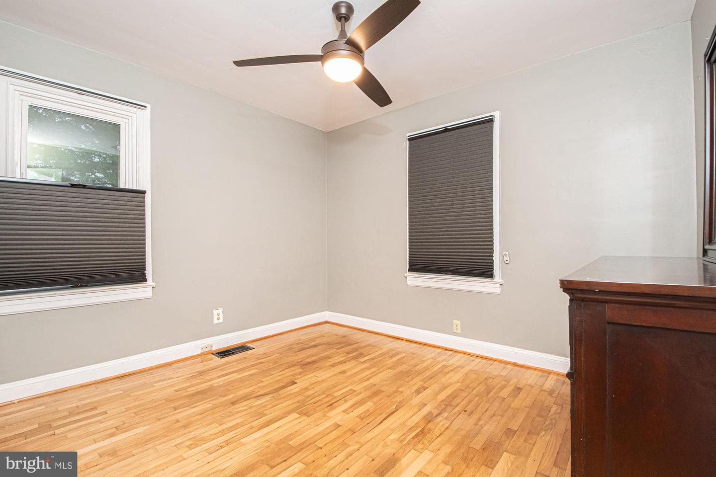 424 Duncan Avenue photo 9