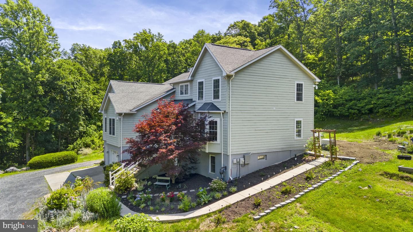 208 Markham Farm Road photo 84