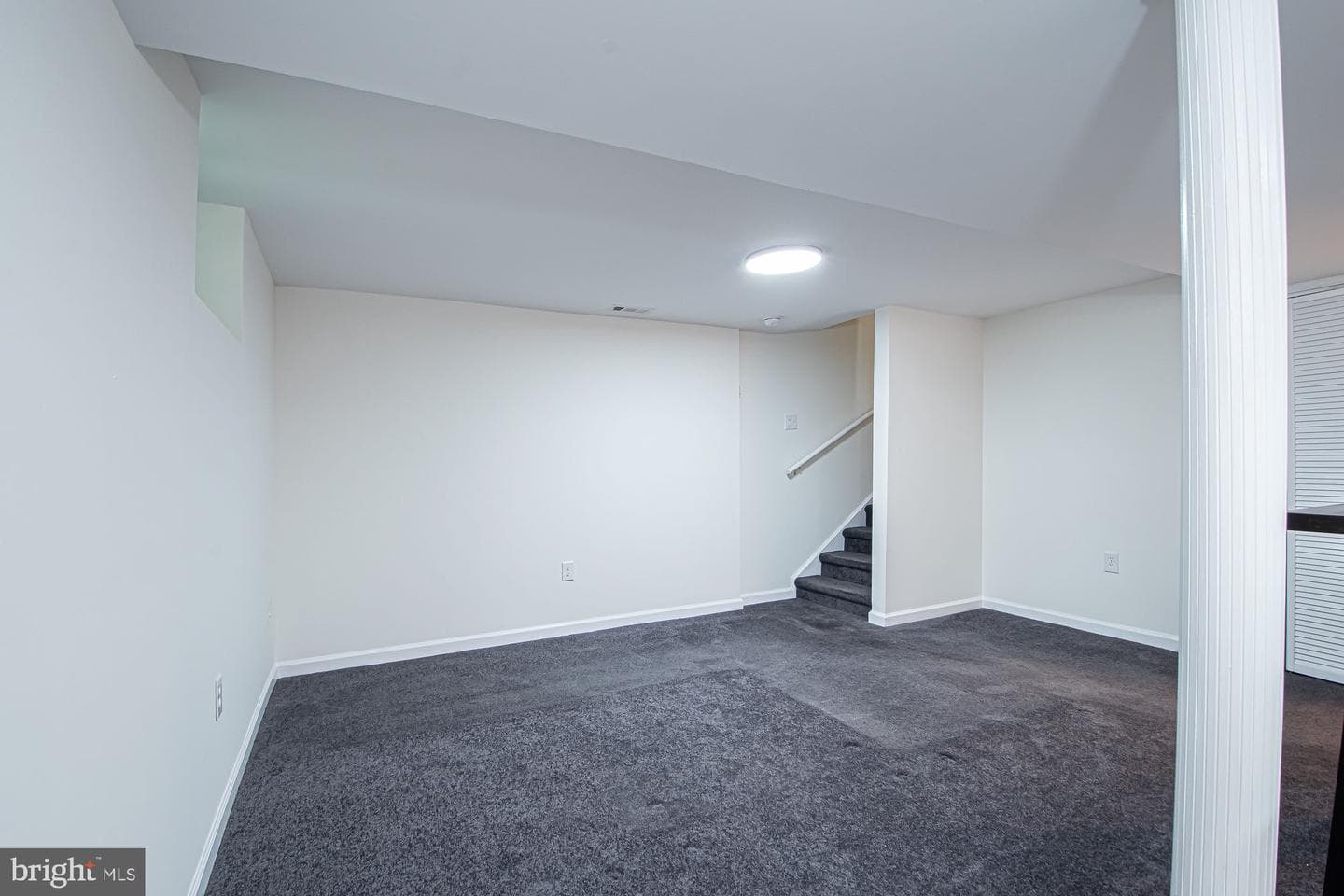 646 Belair Avenue photo 16