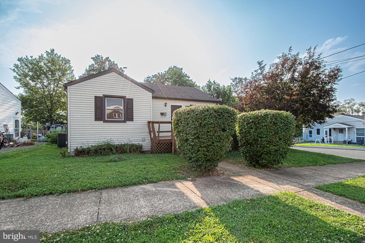646 Belair Avenue photo 28