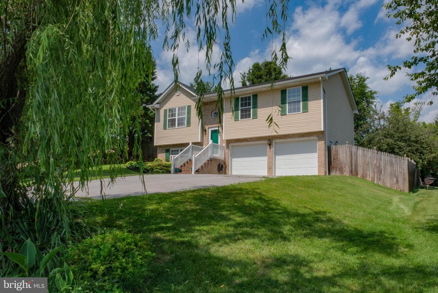 1180 River Bend Court, Front Royal