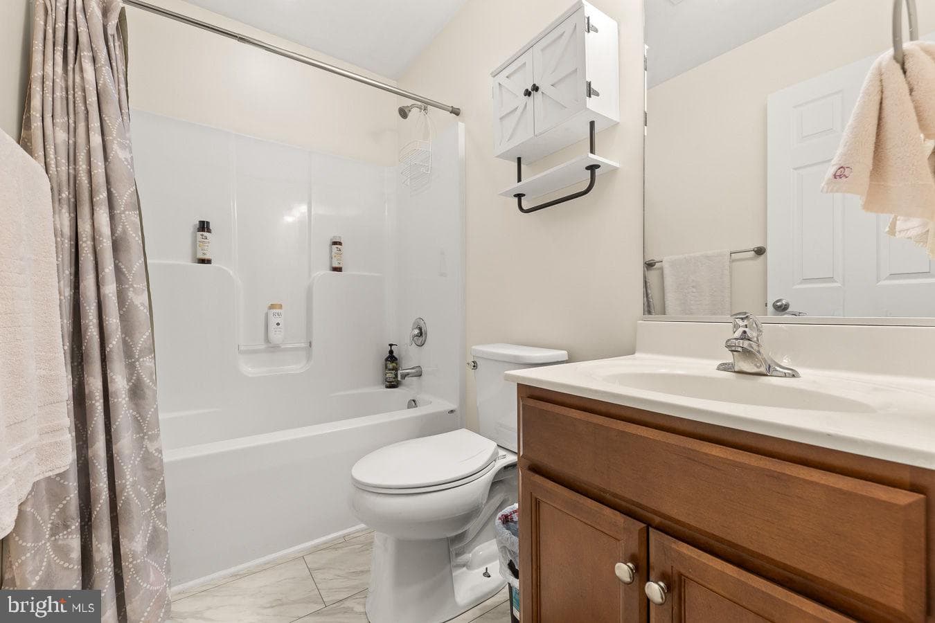 219 Woodpecker Way photo 23