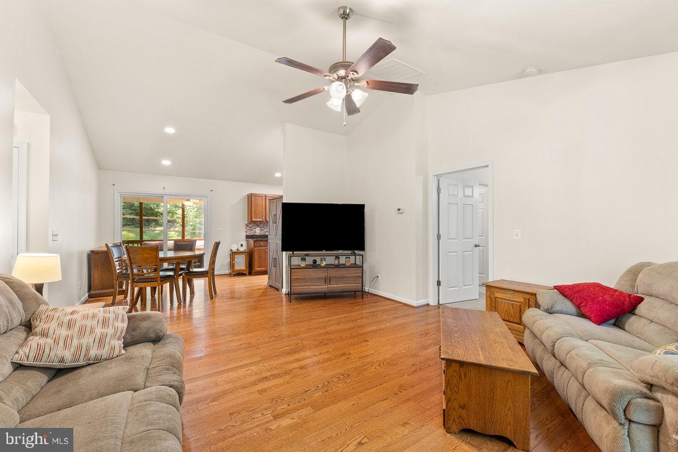 219 Woodpecker Way photo 5