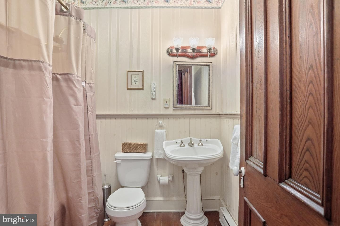 236 Riverside Drive photo 10